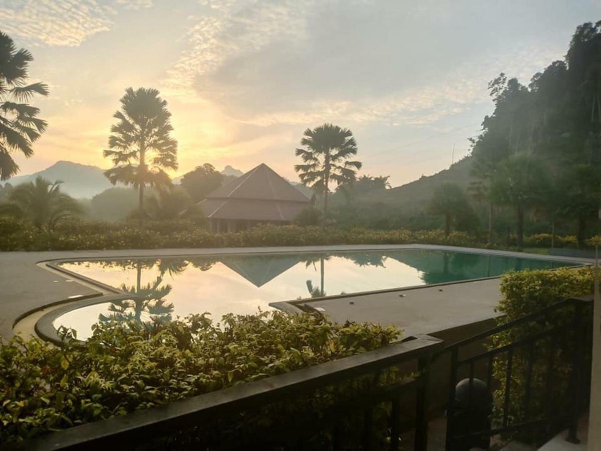 Takhun Mountain View Acomodação com café da manhã Ban Tha Khun Exterior foto